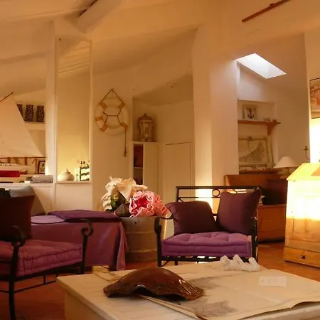 Vieux / Marche Aux Fleurs * Nice