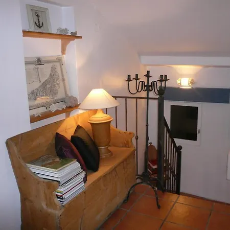 Vieux / Marche Aux Fleurs *