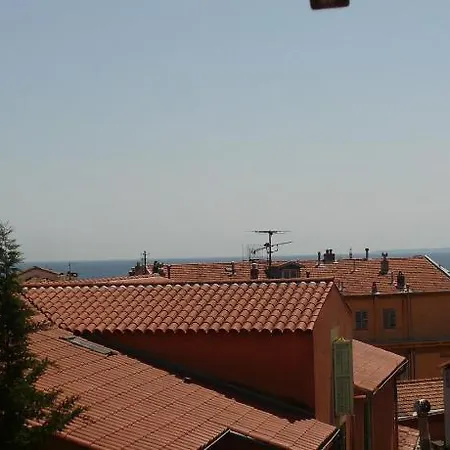 Vieux / Marche Aux Fleurs *