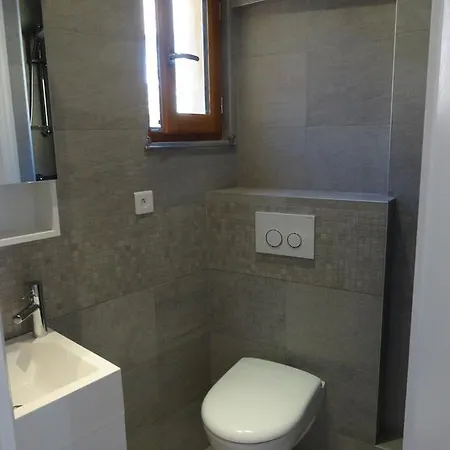 Vieux / Marche Aux Fleurs Nice