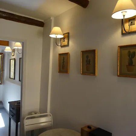 Vieux / Marche Aux Fleurs * Nice