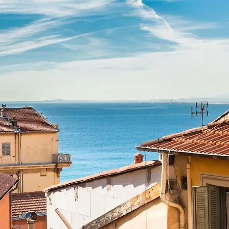 Vieux / Marche Aux Fleurs *
